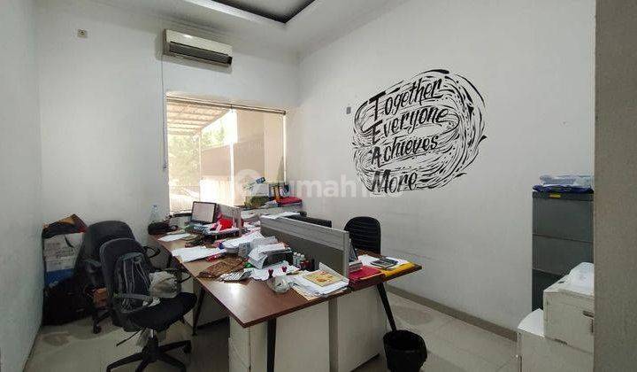 Rumah Bagus Unfurnished SHM di Singgasana Pradana, Bandung 1