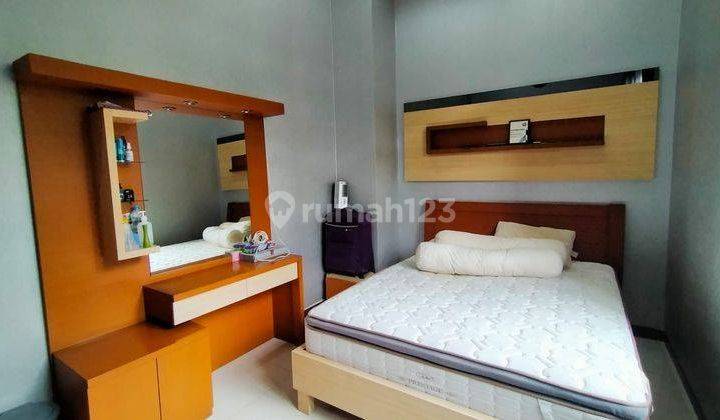 Rumah 2 Lantai Baru Furnished SHM di Batununggal Indah , Bandung 2