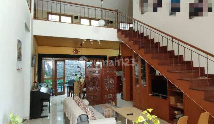 Rumah 2 Lantai Bagus Unfurnished SHM di Rumah Taman Millenium Sayap Pasteur, Bandung 1