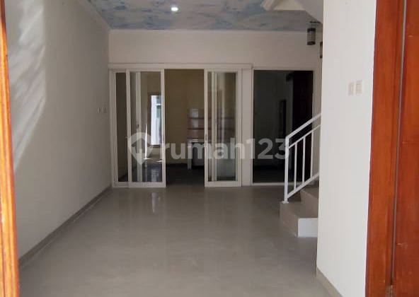 Rumah di Darmo Permai Utara Surabaya Barat, 2 Lantai, Minimalis, Baru Gress !!! - MG - 2