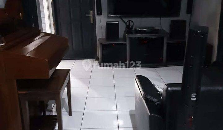 Rumah Cantik Siap HuniDi Holis Permai Dekat Feslink 2