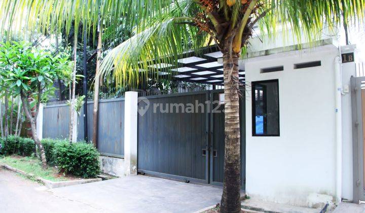 Rumah Megah Di Lokasi Prestigius Senopati, Kebayoran Baru 1