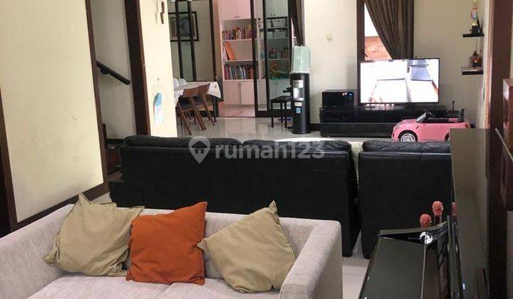 Rumah Siap Huni Dan Strategis di Pulomas Residence R1381 1