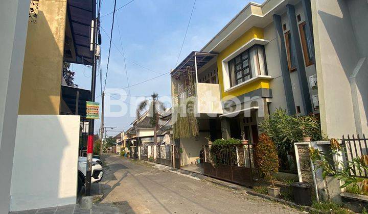 RUMAH MEWAH 2LT SIAP HUNI LINGKUNGAN PERUMAHAN DI SIDOARUM GODEAN 2