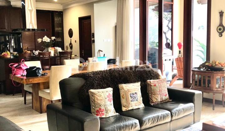 Rumah Bagus Rasa Villa Di Geger Kalong Bandung 2