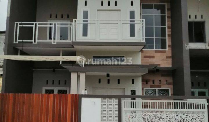 CEPAT RUMAH 2 LANTAI BARU SIAP HUNI MODERN HARGA TERJANGKAU 1