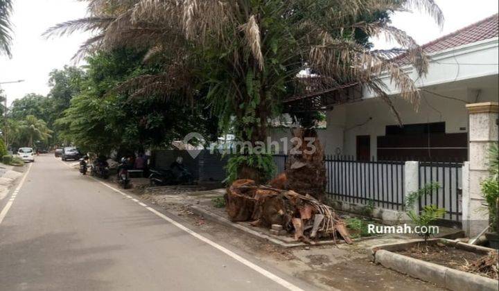 RUMAH CEMPAKA PUTIH TENGAH 200M² LEBAR 9,5M 2