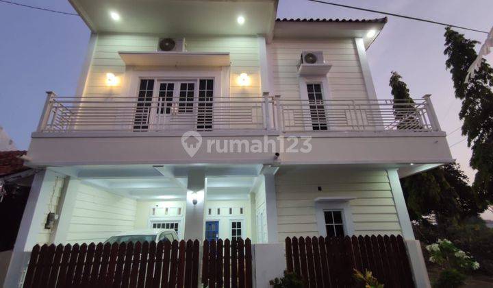 Rumah American Classic Di Kota Cirebon 2