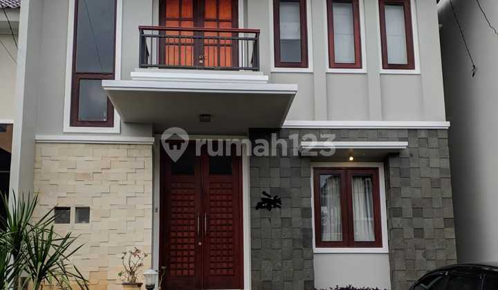 RUMAH CANTIK DI PERUMAHAN CILANDAK GREENHILL MARGASATWA JAKARTA SELATAN