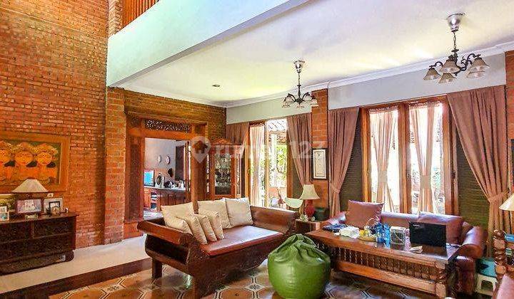 Classic javanese house at bintaro  2