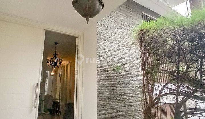 Rumah minimalis dalam komplek di cipete 2