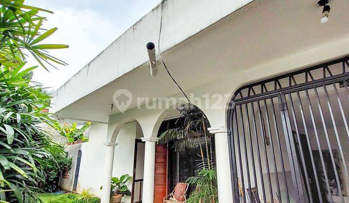 Rumah lama terawat di Prime area Cilandak cipete