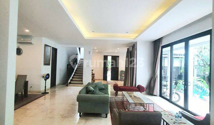 Rumah 2 lantai di kawasan ampera kemang 2