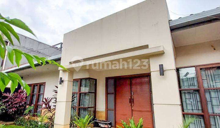 Luxurious tropical resort house at cipete