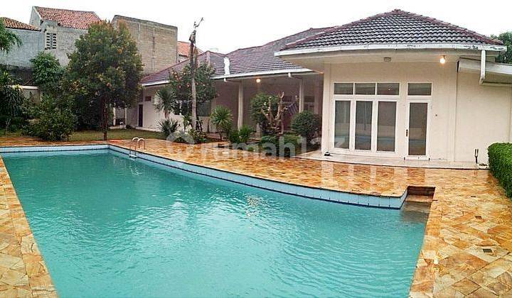 Safe and comfortable house in a complex in Cipete