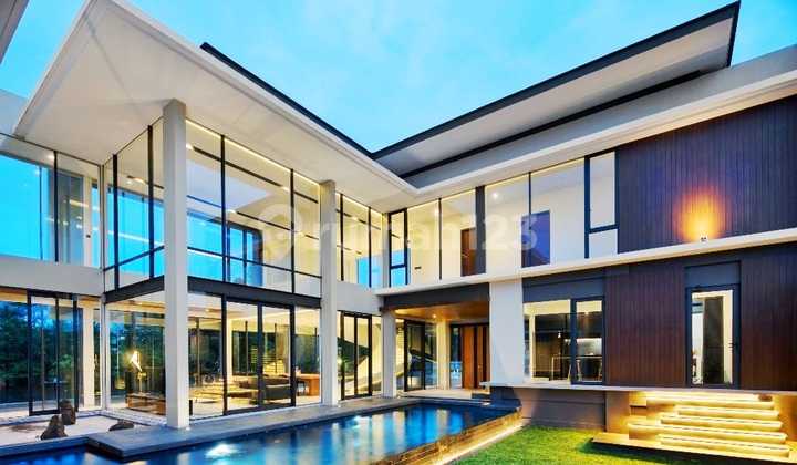 Rumah mewah di kawasan BSD city Rumah mewah di kawasan BSD city