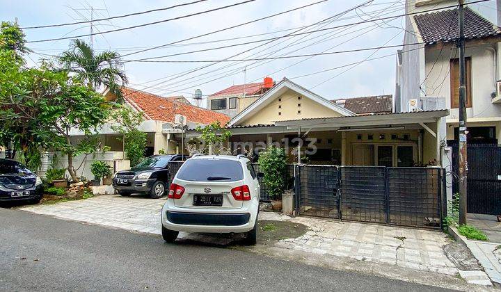 Rumah siap huni dalam kawasan komplek di kebayoran baru 2