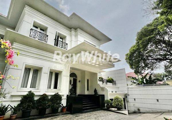 Rumah Mewah Furnished di Kebayoran Baru 1