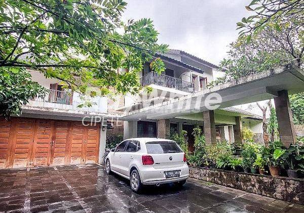 Rumah Bagus Siap Huni di Kebayoran Baru 1