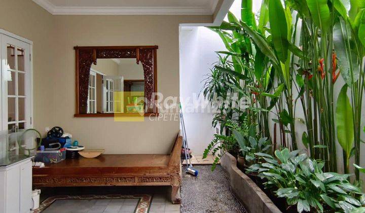 Rumah Bagus Siap Huni di Kebayoran Baru 2