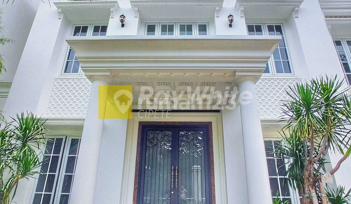 Rumah Mewah American Classic di Pondok Indah 2