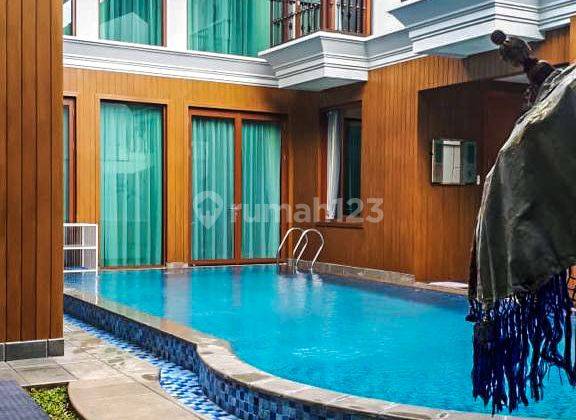 Rumah Bagus Mewah di Patra Kuningan 1