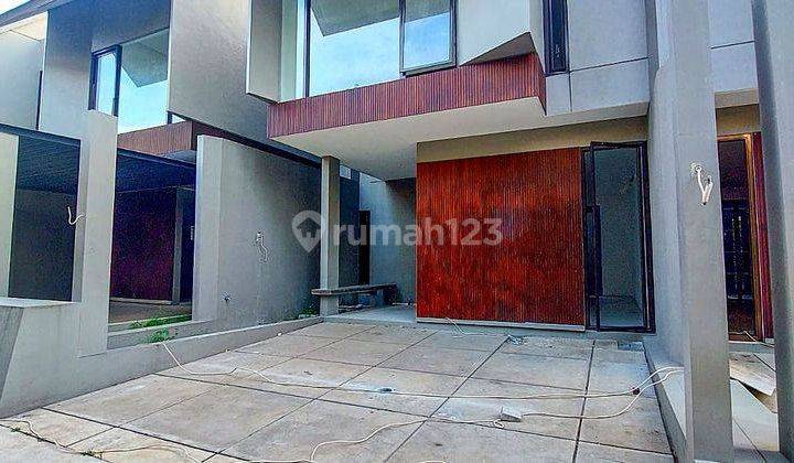 Rumah Brand New Modern Minimalis di Cireundeu 1