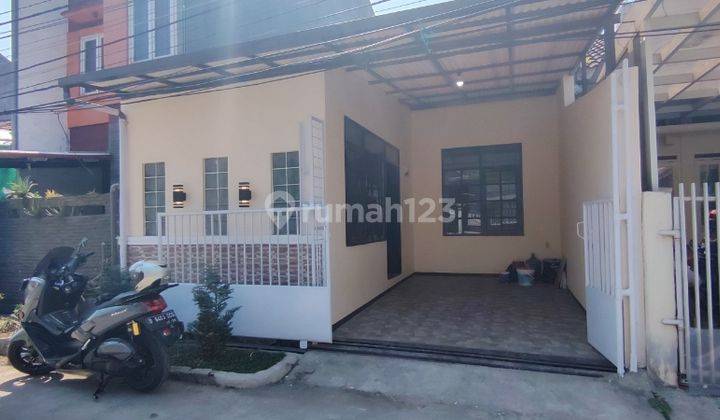 Rumah Minimalis Baru Renovasi Taman Kopo Indah 1