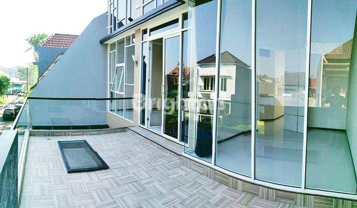 RUMAH 2 LANTAI LT 120 M2 DI PBI ARAYA, MALANG 1