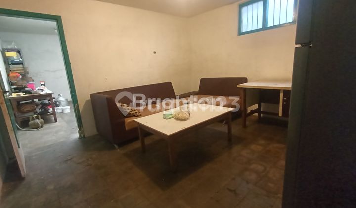 RUMAH DI JL CILIWUNG, BLIMBING 2