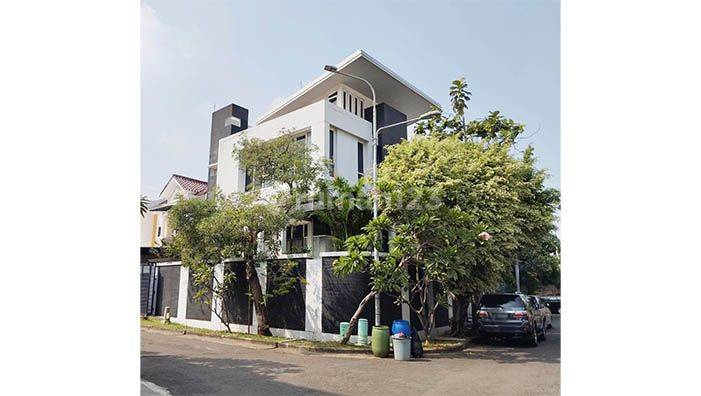 Rumah Gading Nirwana, Kelapa Gading Luas 267m2 1