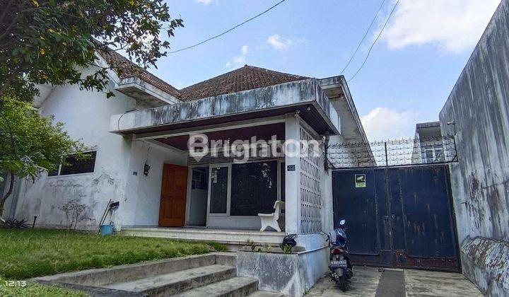 RUMAH CLASSIC LOKASI POROS JALAN TENGAH KOTA MALANG 1