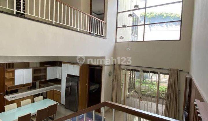 Dijual Rumah di Komplek Mekarwangi 2 Lantai Fully Furnished 1