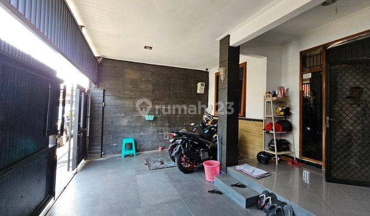 Dijual Rumah di Taman Sakura 2 Lantai Siap Huni dan Terawat 1