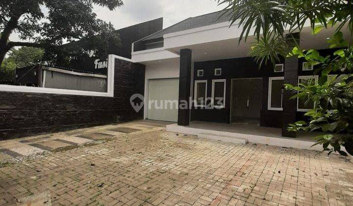 Disewakan Rumah bisa untuk Usaha Atau Kantor di Pajajaran 2