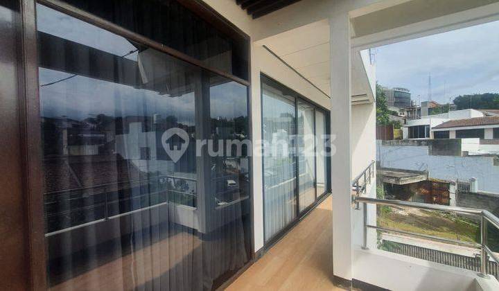 Rumah tinggal 2 Lantai Budisari Bagus Dan Terawat Siap Huni Rumah tinggal 2 Lantai Budisari Bagus Dan Terawat Siap Huni