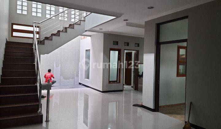 Dijual Rumah 2 Lantai Di Taman Kopo Indah 3 Full Renovasi 1