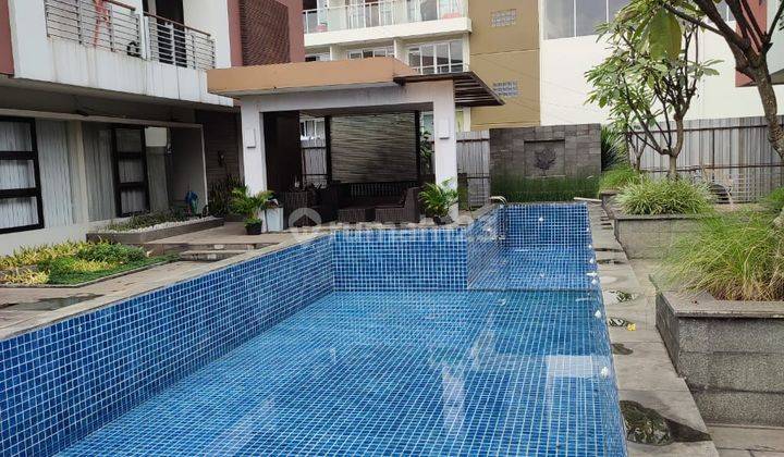 Maple Town House Rumah 3 Lantai Furnished 2