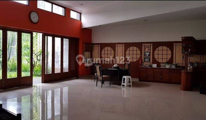 Rumah 1,5 Lantai Di Sayap Cipaganti Carport 8 Mobil 1