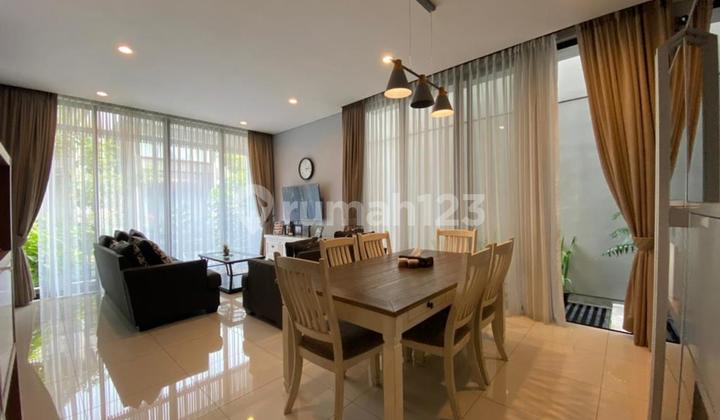 Beautiful House in Serenia Hills Lebak Bulus 2