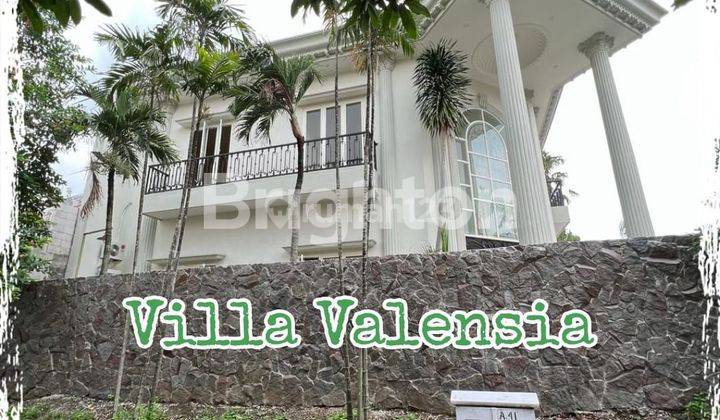 Villa Valensia - Pakuwon Indah 2