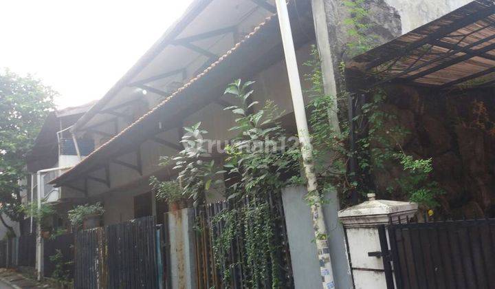 Rumah Kost Strategis di Tebet 1