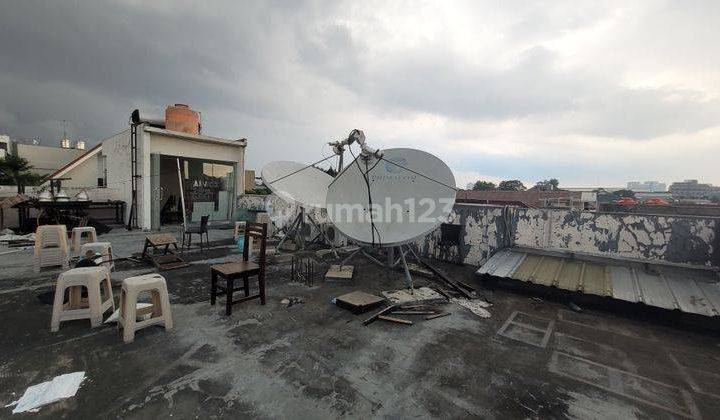 Rumah siap huni di pinggir jalan Cipete cocok untuk usaha 2