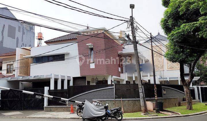 Rumah siap huni di huk Pondok Indah 2