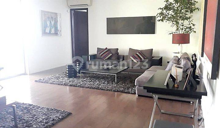 Rumah asri lokasi strategis dekat jln p. Antasari 2