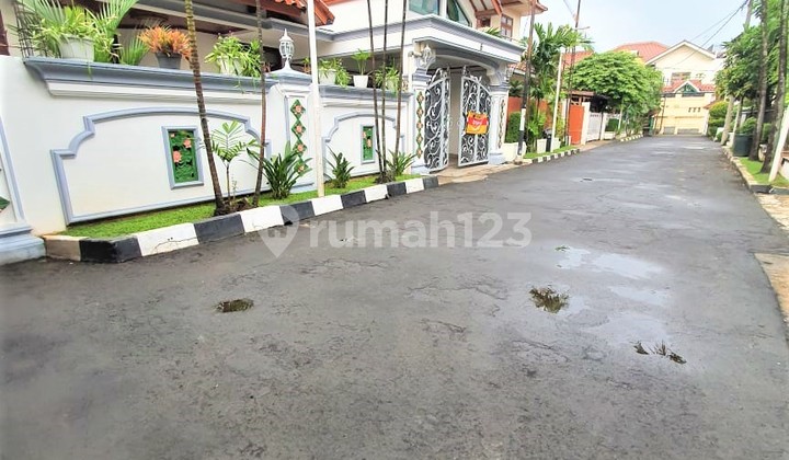 Turun Harga Rumah Cantik Dalam Komplek Di Pejaten Barat Jakarta