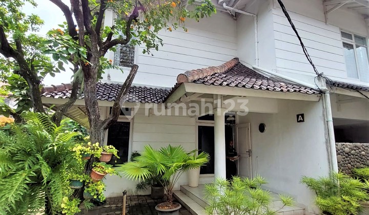 Cheap House Inside Townhouse in Kemang, South Jakarta