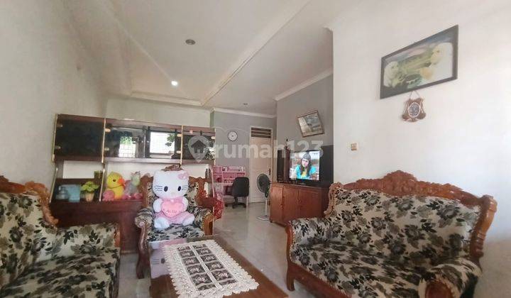 ruang tamu rumah dijual turun harga diperumahan