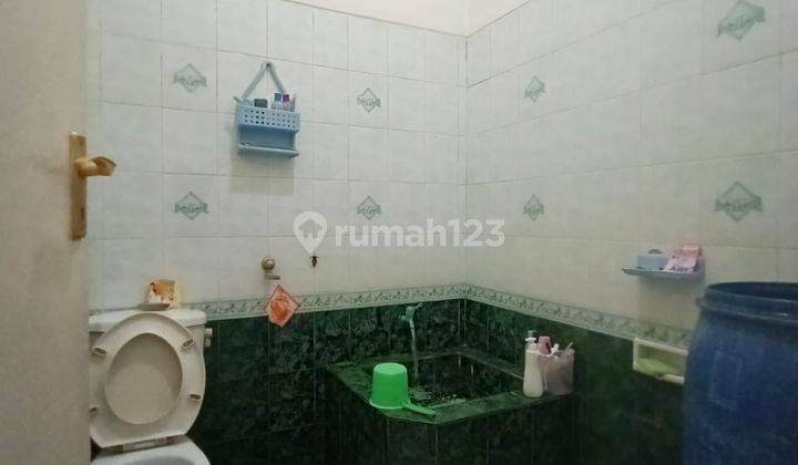 kamar mandi rumah dijual turun harga diperumahan