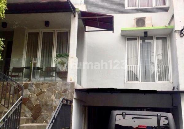 Rumah Dalam Townhouse Di Cilandak Jakarta Selatan